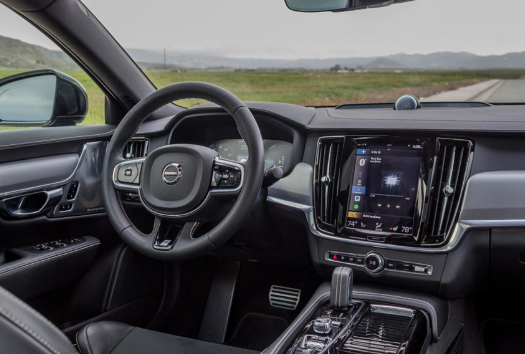 New 2022 Volvo S90 Interior