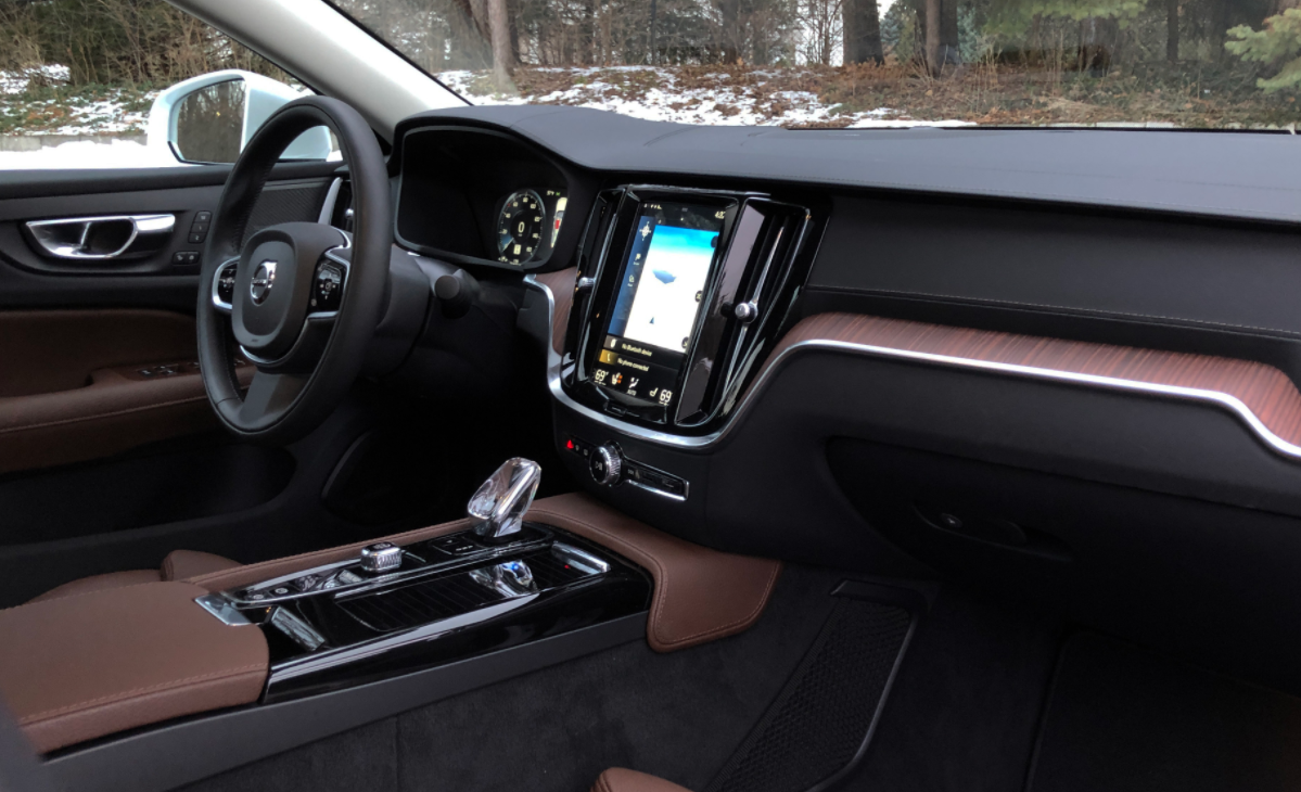 New 2023 Volvo S60 Interior