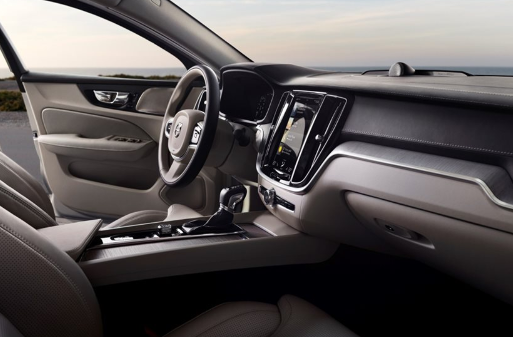 New Volvo V60 2022 Interior