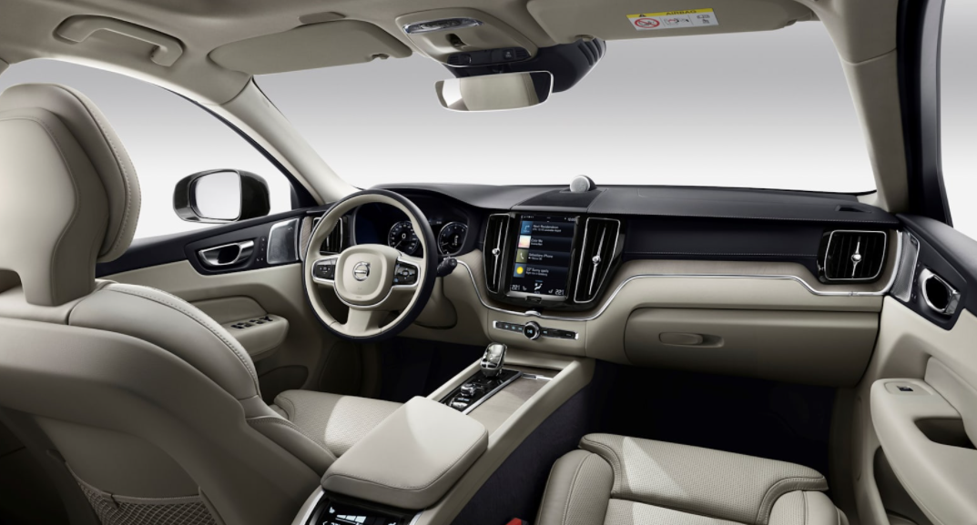 New Volvo V90 2023 Interior