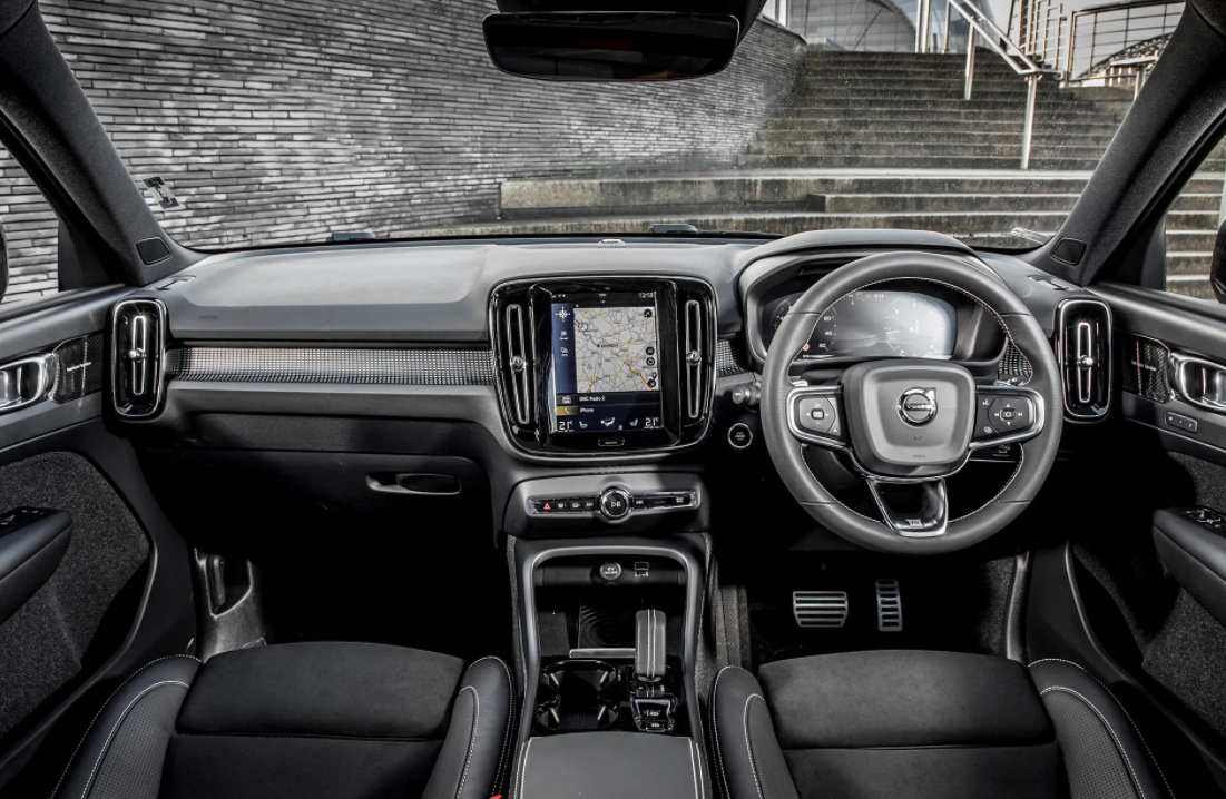 New Volvo XC40 2023 T5 Momentum Interior