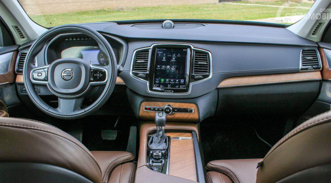 New Volvo XC90 2023 Interior